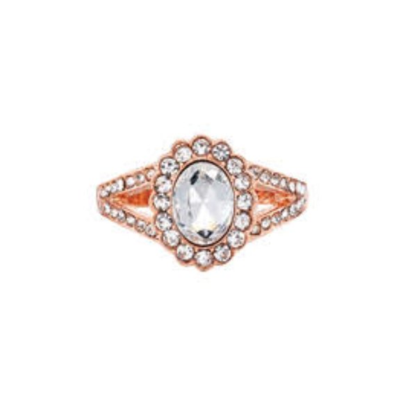 Avon Sparkling Rosette Cocktail Ring Size 10 - Picture 1 of 3